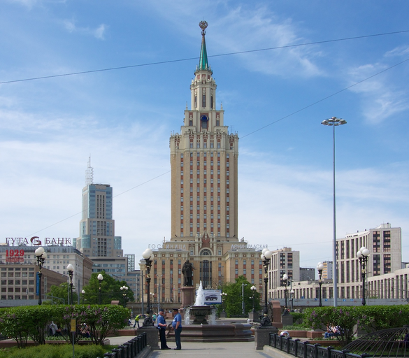 Hilton Moscow Leningradskaya)